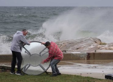 Nor’easter Strikes Mid-Atlantic and New England; Threatens Power and Transportation