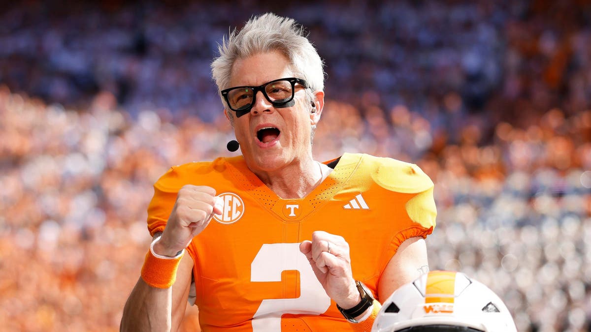 Johnny Knoxville’s Wild Appearance on ESPN College GameDay