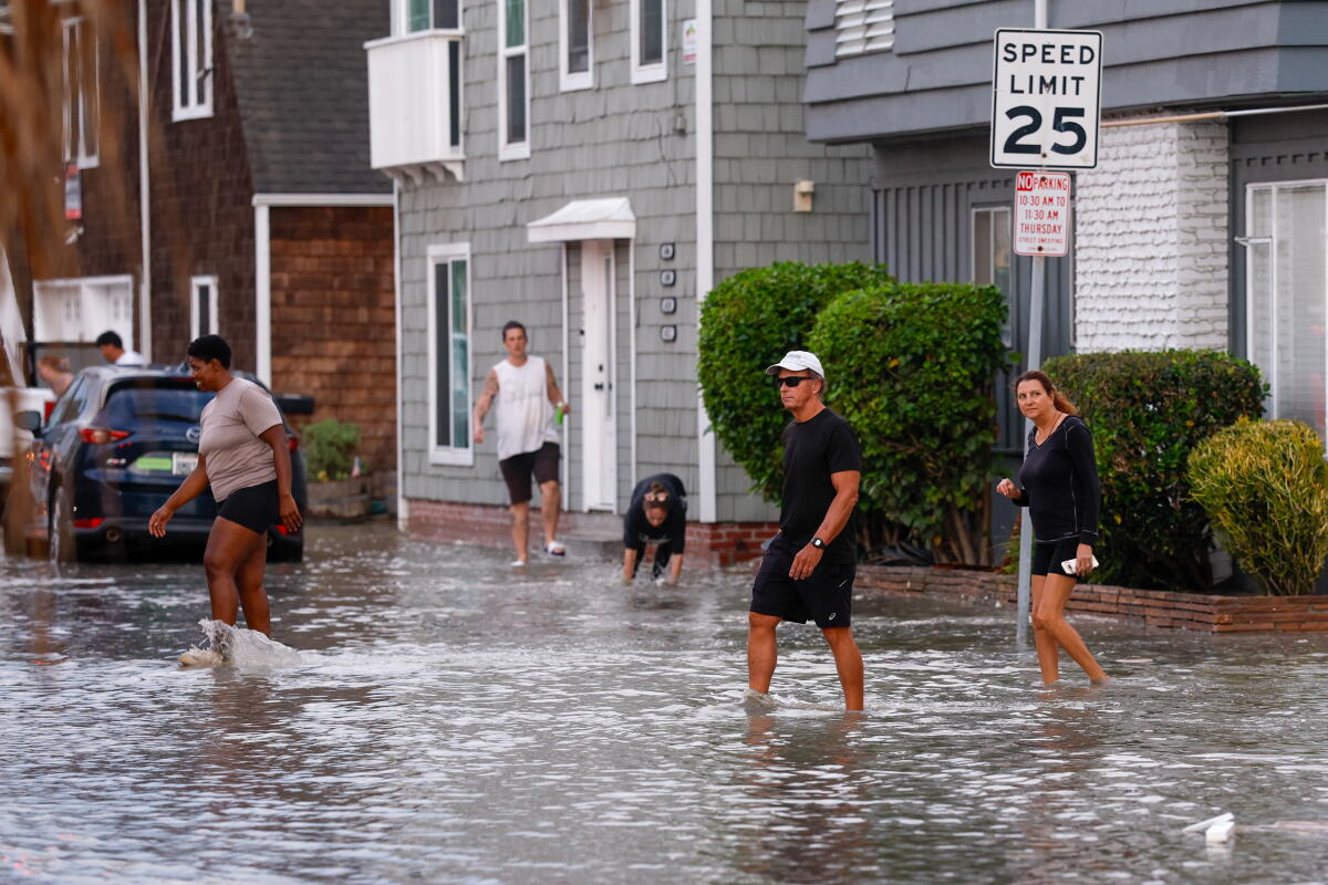 Intense Weather Conditions Forecast Amid Coastal Disruptions