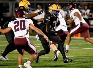 Warren’s Randolph Proves Skills on the Field