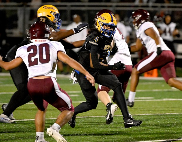 Warren’s Randolph Proves Skills on the Field
