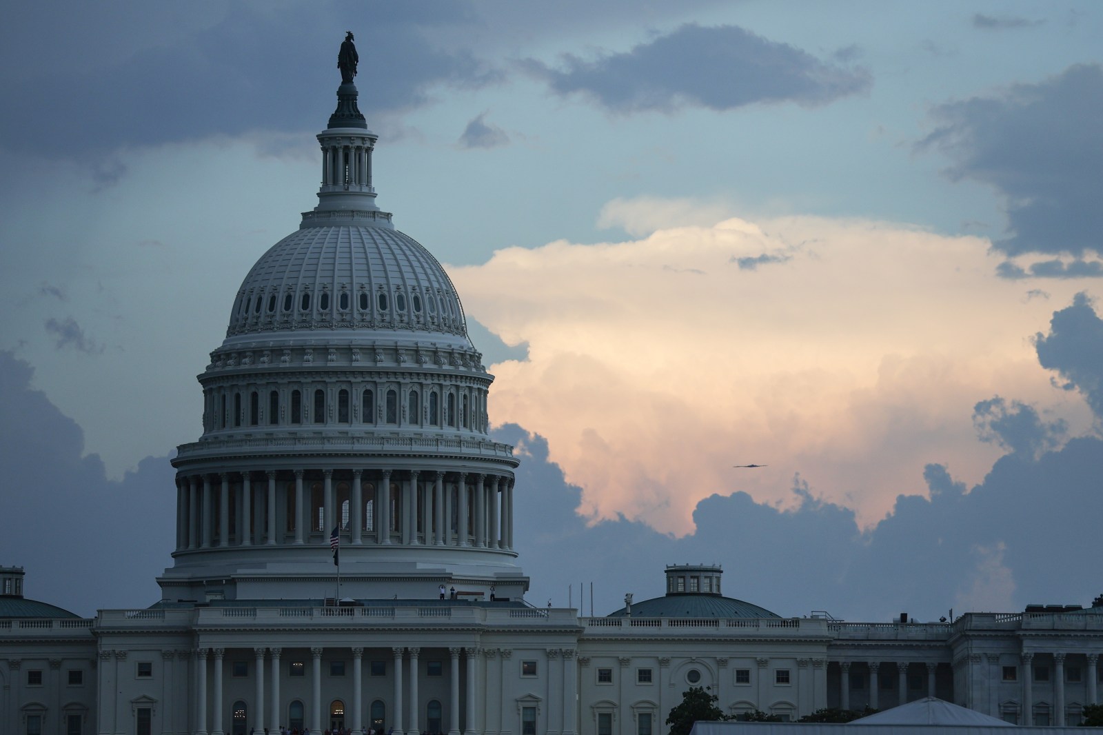 Democrats Aim to Retake House Amid Shifting Political Landscape