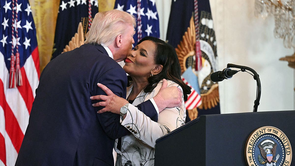 White House Denies Influence of ‘Pardon Brokers’
