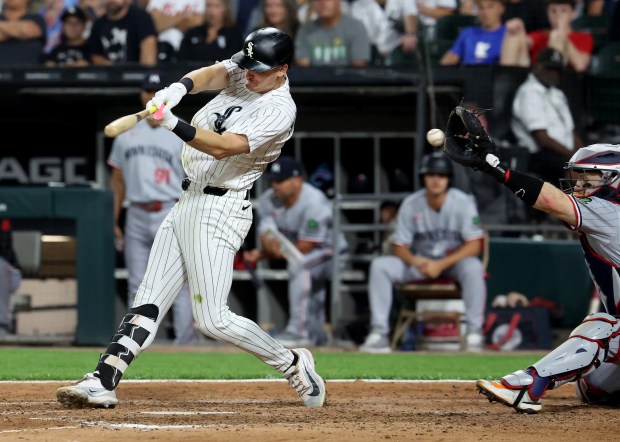 Chicago White Sox Fall to Minnesota Twins in Eventful Game