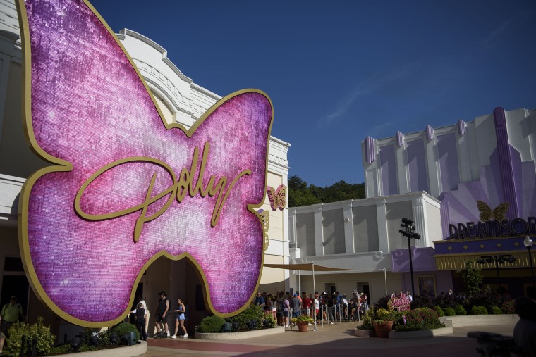 Dollyfest to Celebrate Dolly Parton’s Legacy