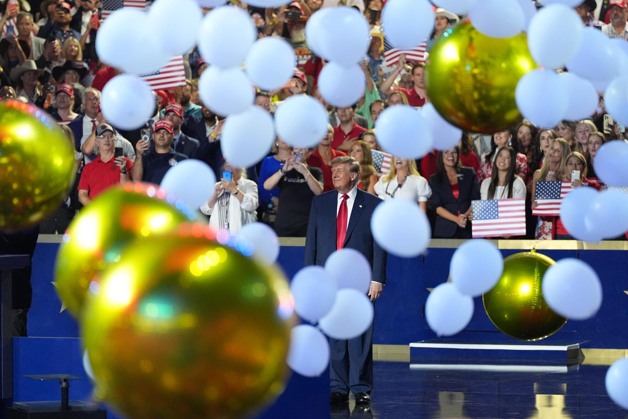 California Republicans Navigate Distance from Trump in Tight Races