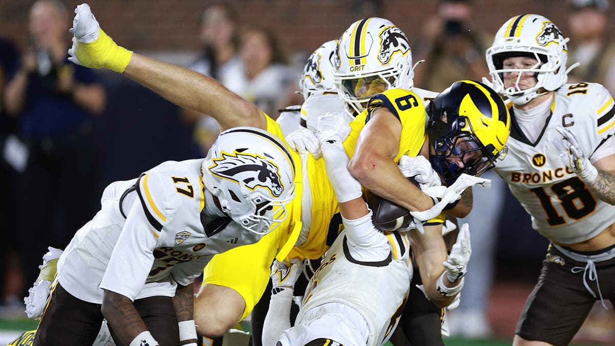 Michigan Wolverines’ Controversial Victory Over Western Michigan