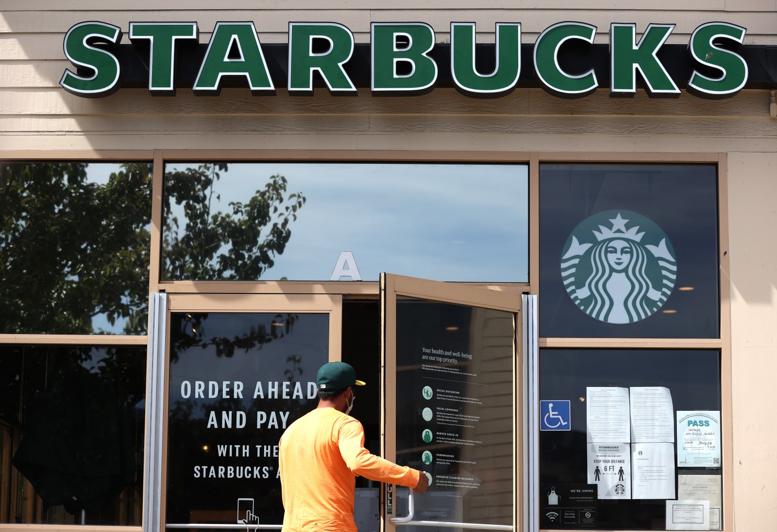 Starbucks Announces Store Closures Amid Concerns Over Employee Layoffs