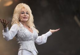 Nashville Airport to Honor Dolly Parton with Renaming