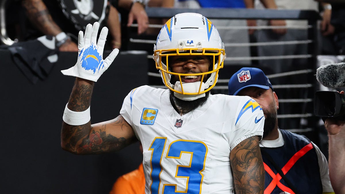 Colts Maintain Keenan Allen on Roster Following DUI Arrest