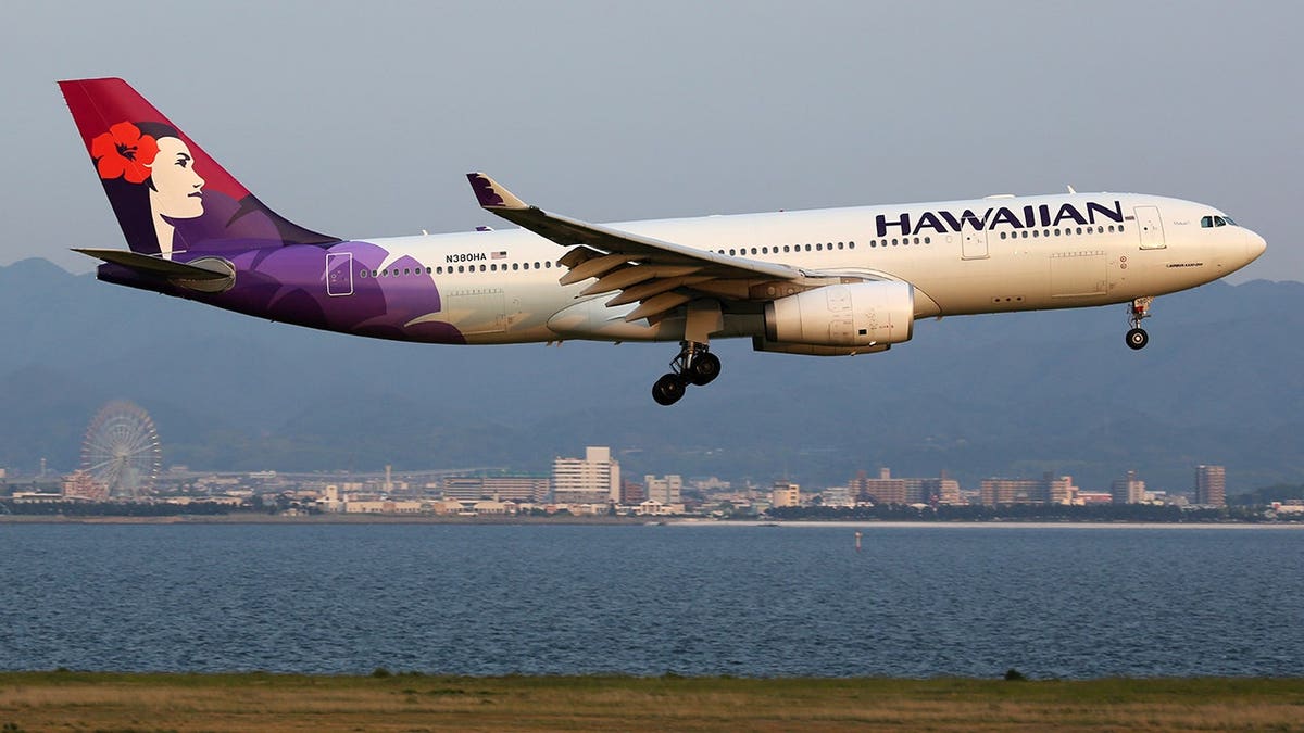 Crew Illness Prompts Emergency Response on Hawaii Flight