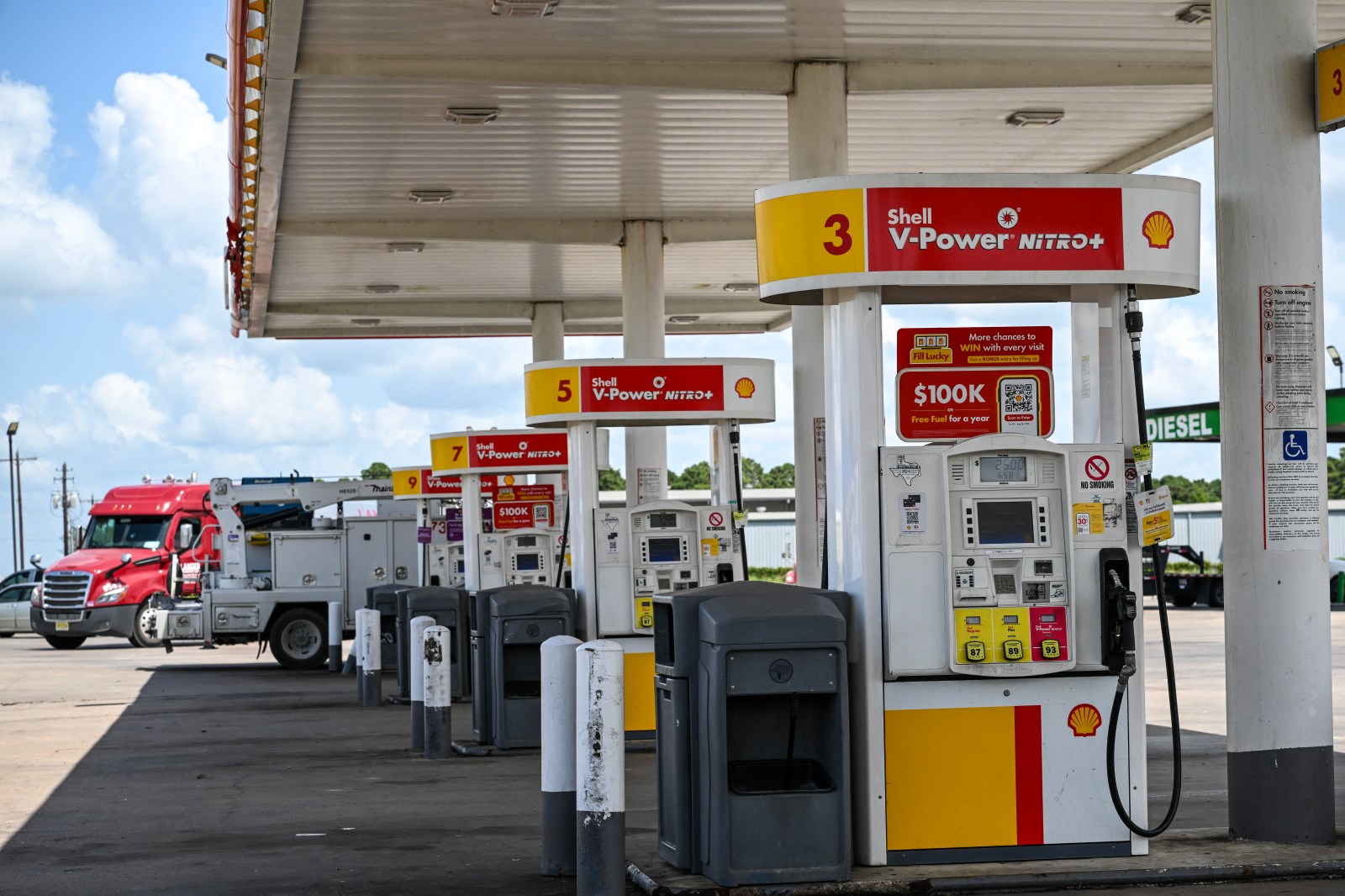 Gas Prices Expected to Reach Record Highs on Labor Day