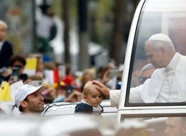 Pope Leo XIV’s Visit to Paris Draws Over 800,000