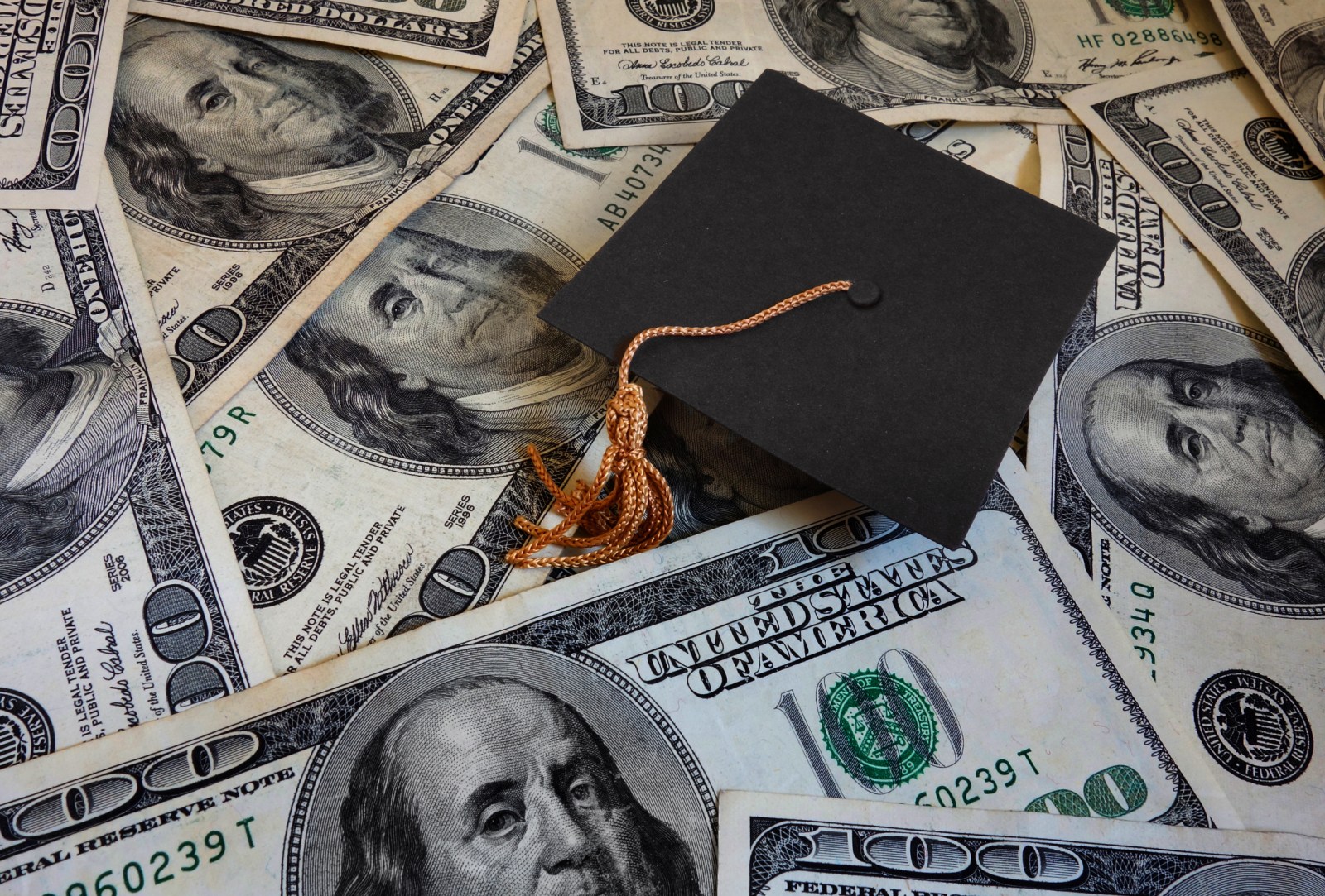 Federal Student Loan Borrowers Face New Repayment Plan Deadlines