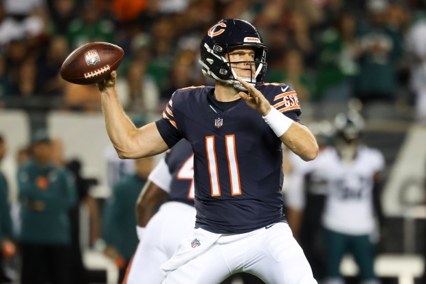 Case Keenum Shines in Bears’ Victory Over Eagles