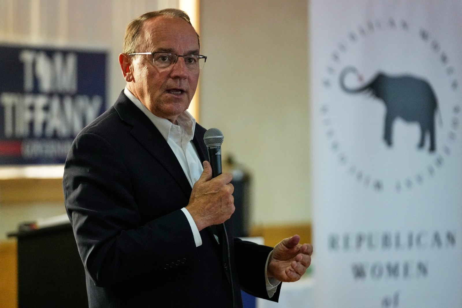 Wisconsin GOP Candidate Survives Plane Incident