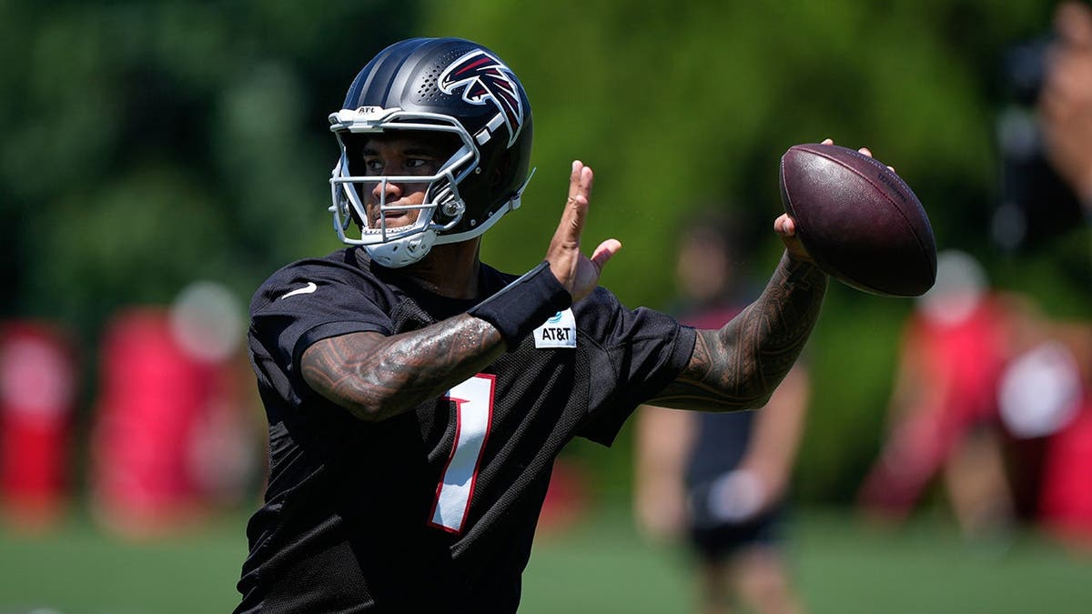 Atlanta Falcons Choose Tua Tagovailoa as Starting Quarterback