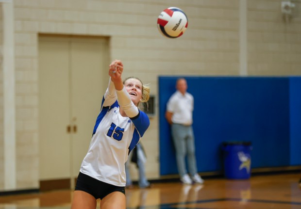 Emma Peterson Shines in Geneva’s Nonconference Victory
