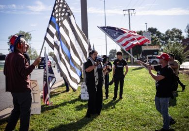 Trump’s Brief Visit at Presidents Cup Draws Crowds Amid Protests