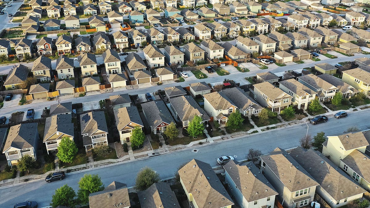 Trump Administration Overhauls Obama-Era Housing Regulation