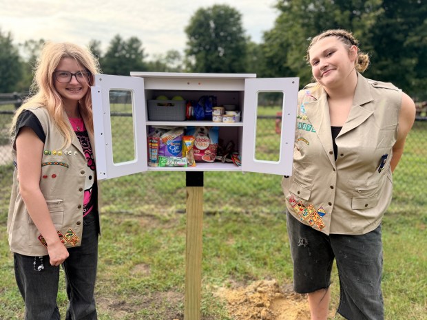 Girl Scout Troop Creates Pet Pantry at Dog Park