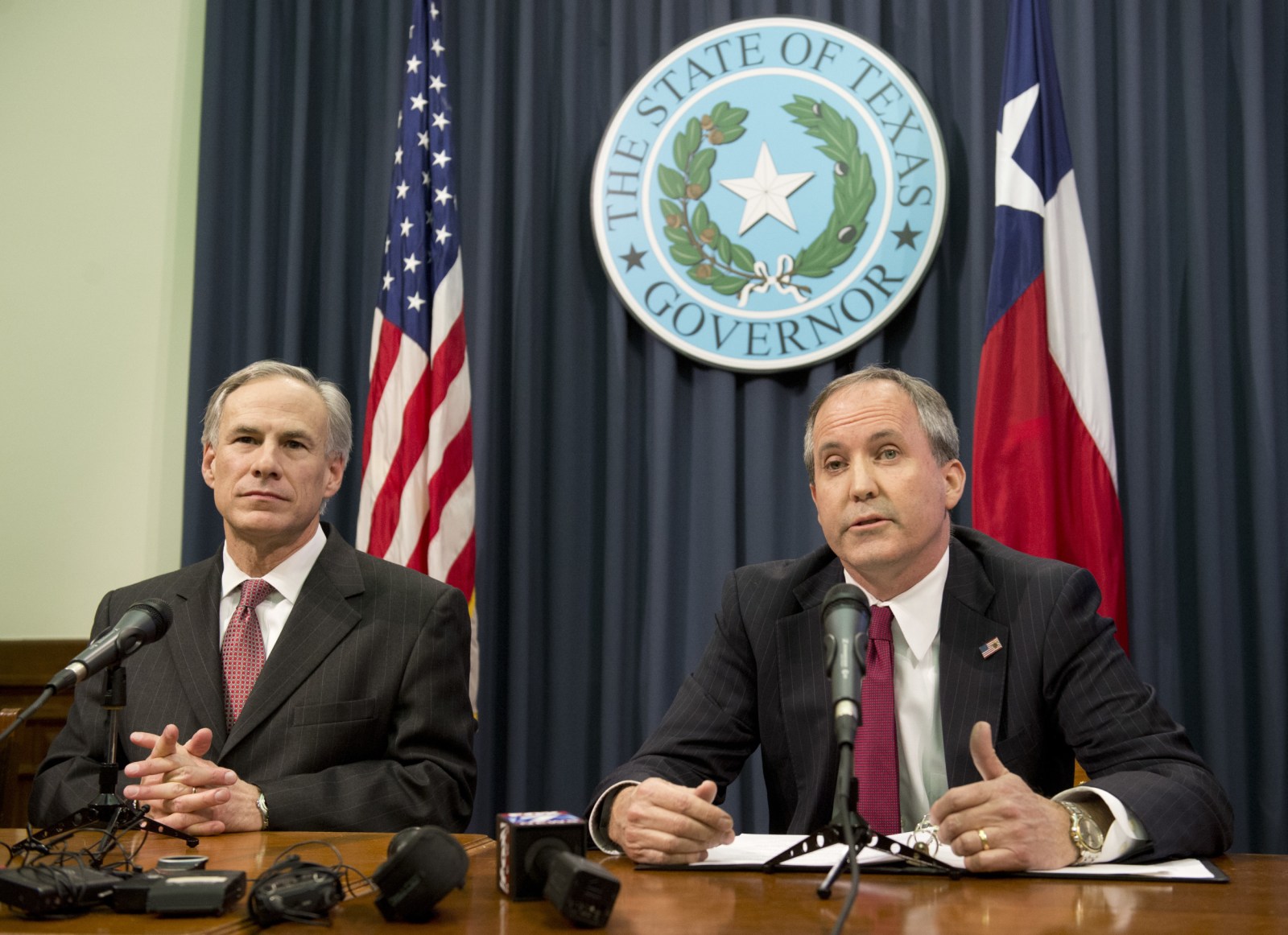 School Vouchers: A Pivotal Issue in Governor’s Races
