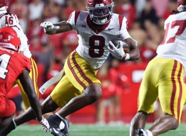 USC vs. Oregon Showdown: Key Matchup and Season Test