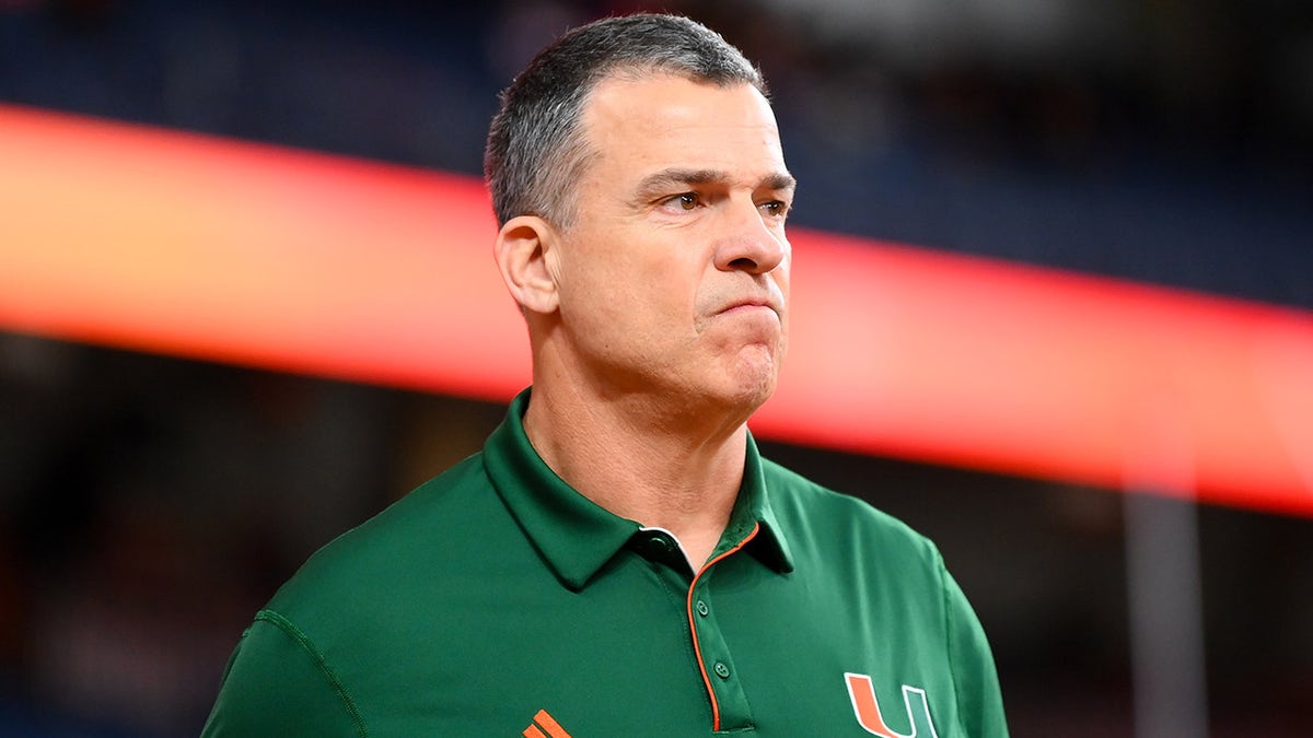 Key NCAA Dynamics: College Football Season Openers and Player Transfers