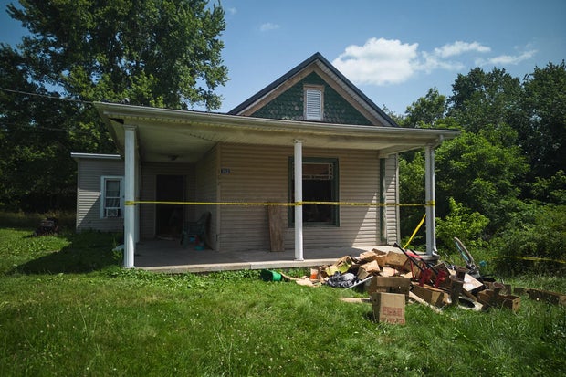 Ohio Man Found Mentally Incompetent as 16 Grandchildren Rescued from Squalor