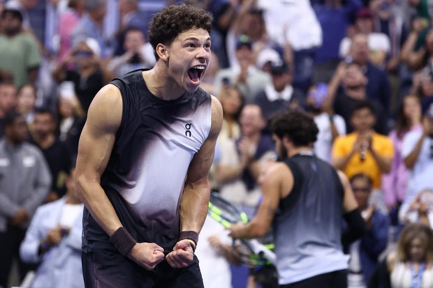Ben Shelton Defeats Carlos Alcaraz in Historic U.S. Open Match
