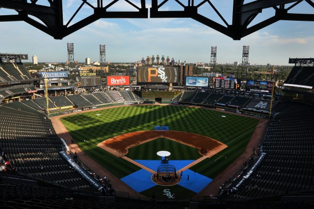 White Sox Edge Toward Playoffs Amid Tensions
