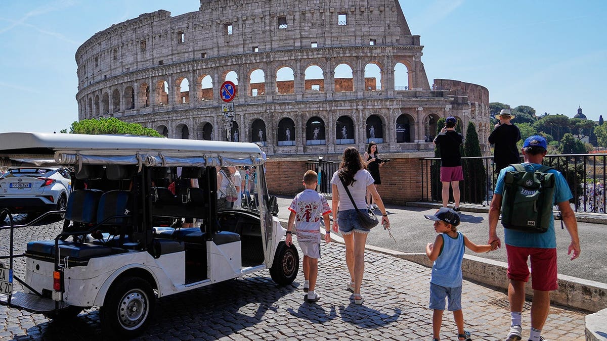 Golf Cart Tours Stir Controversy in Rome