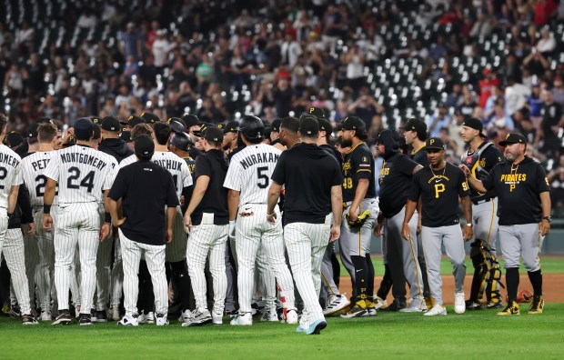 Tensions Flare as White Sox Lose to Pirates