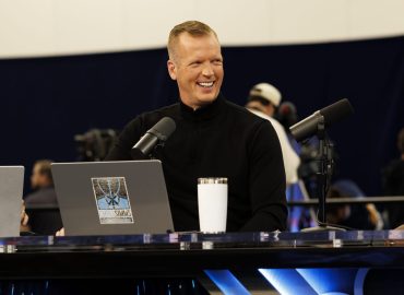 Chris Simms Faces Backlash After Comments on QB Injury