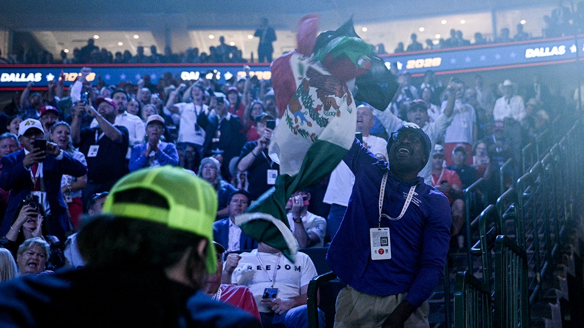 JD Vance Gains Momentum as 2028 Presidential Candidate After Confrontation at Republican Convention