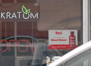 Concerns Grow Over Health Risks of Kratom Following Student Deaths