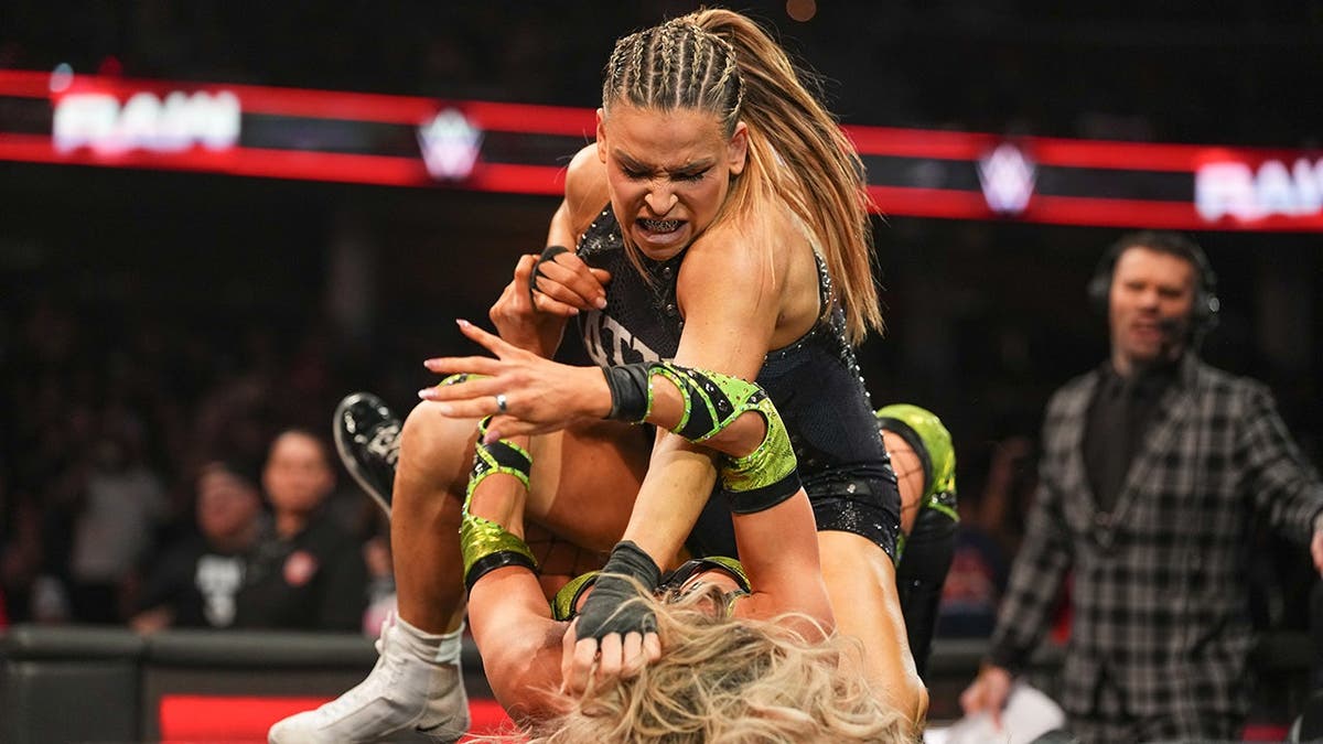 WWE Star Nattie Competes for No. 1 Contender Spot at Triplemania 34
