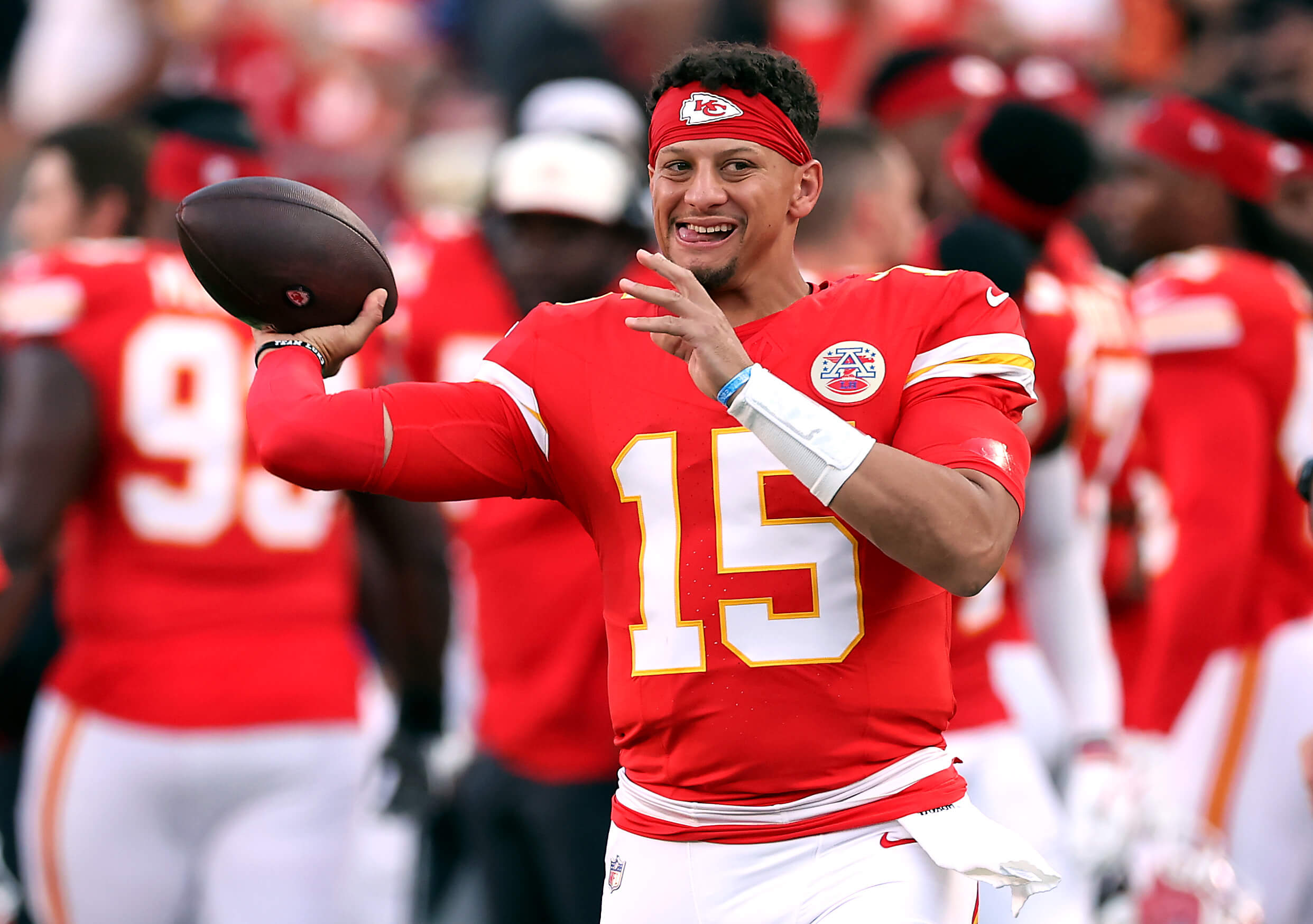 NFL Week 1 Kicks Off with New Coaches and Returning Stars