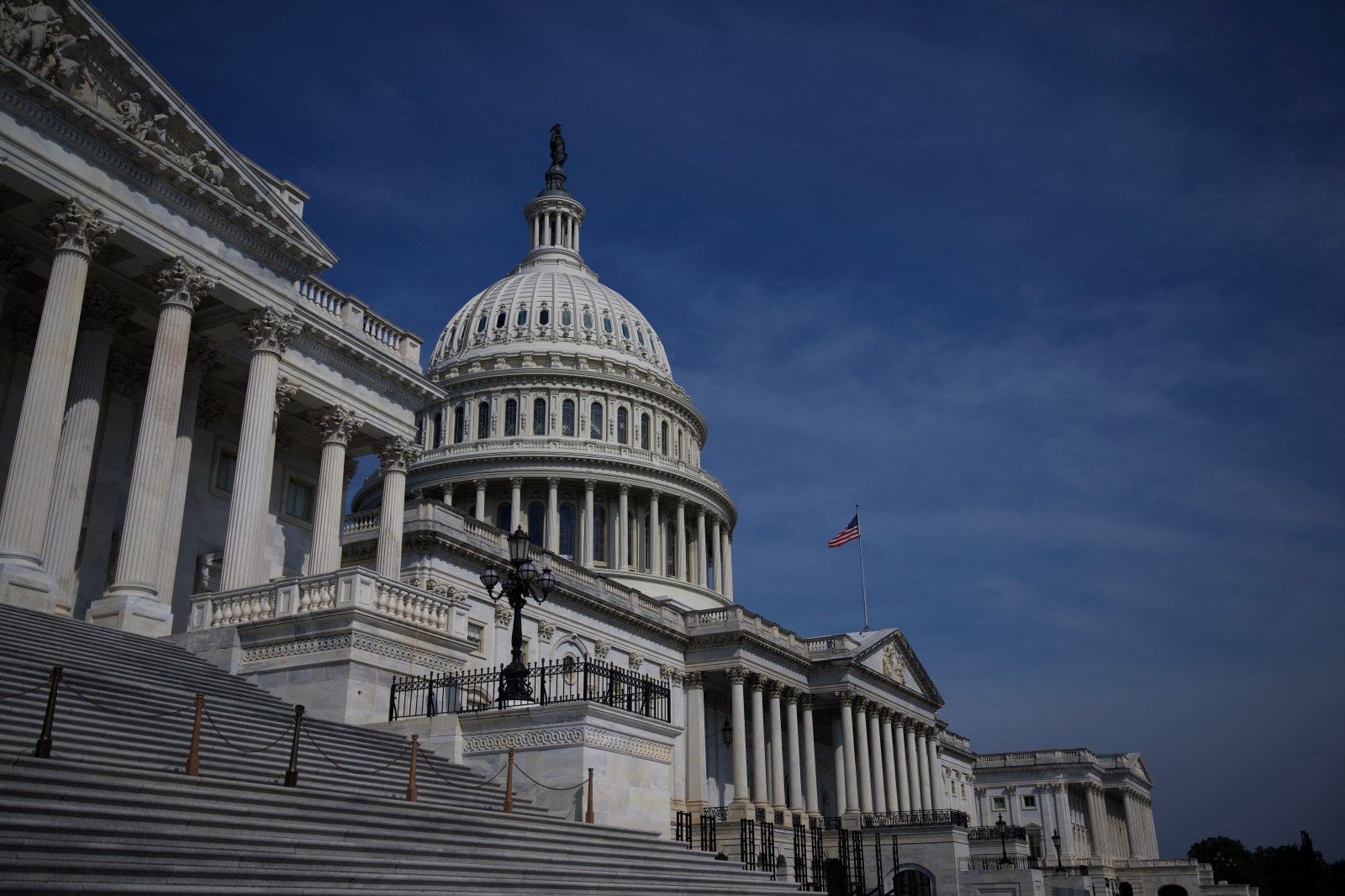 Republicans Face Challenges in Key Senate Races