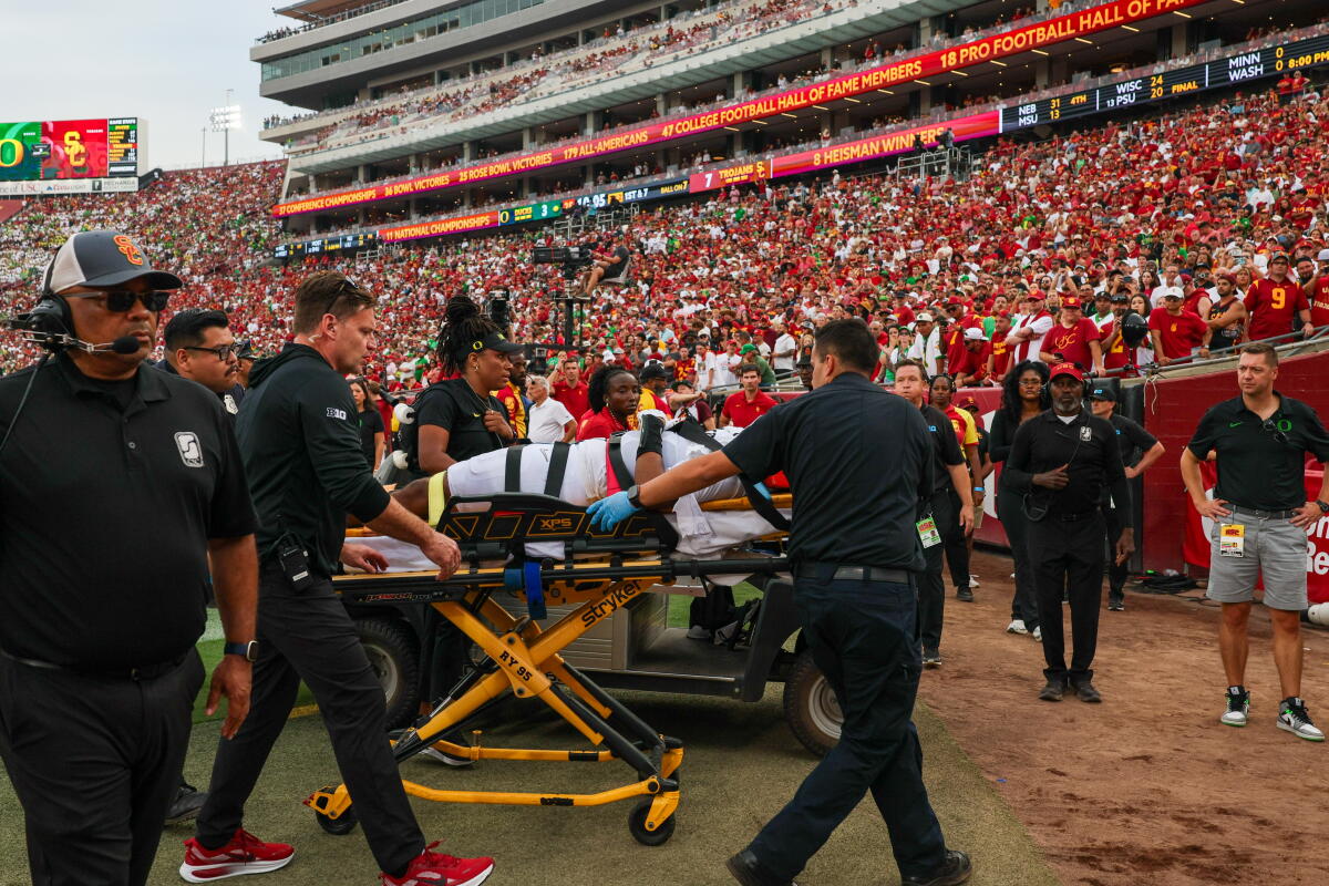 USC Linebacker Suspended for Hit on Oregon QB