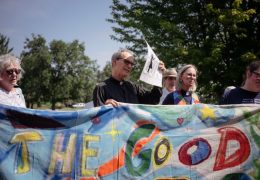 Immigrant Support Rally at Kane County Judicial Center