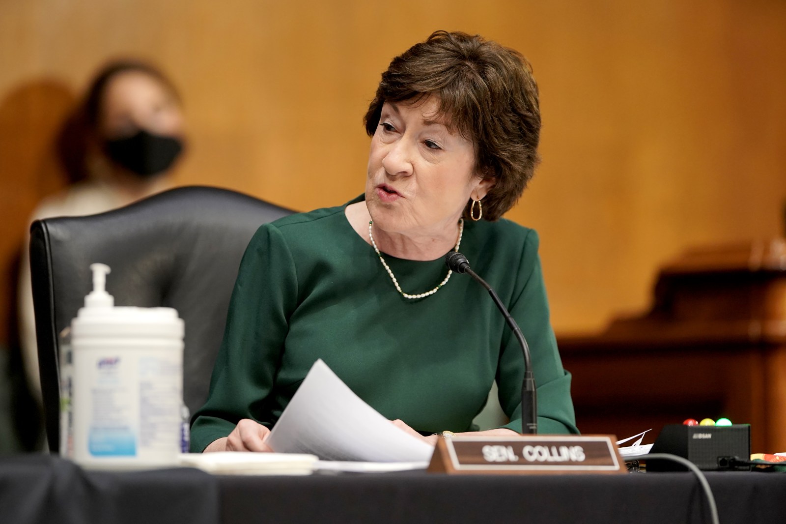 Senator Collins Warns Trump Administration on NIH Funding