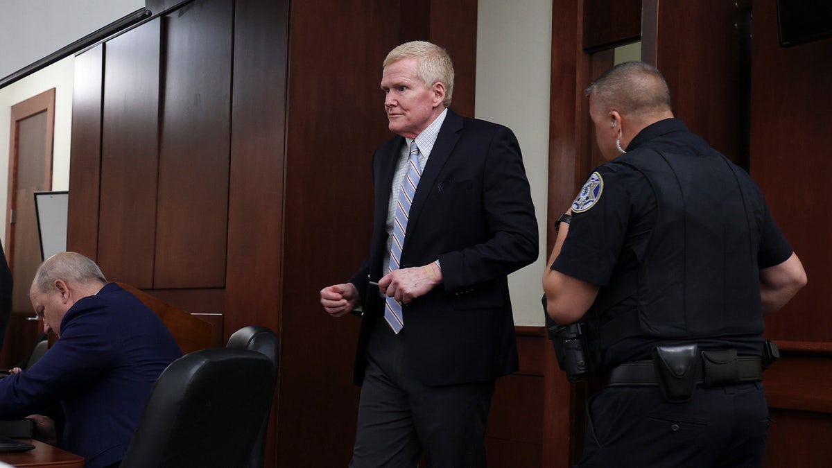 Alex Murdaugh’s Attorneys Seek Key Forensic Evidence from South Carolina Prosecutors