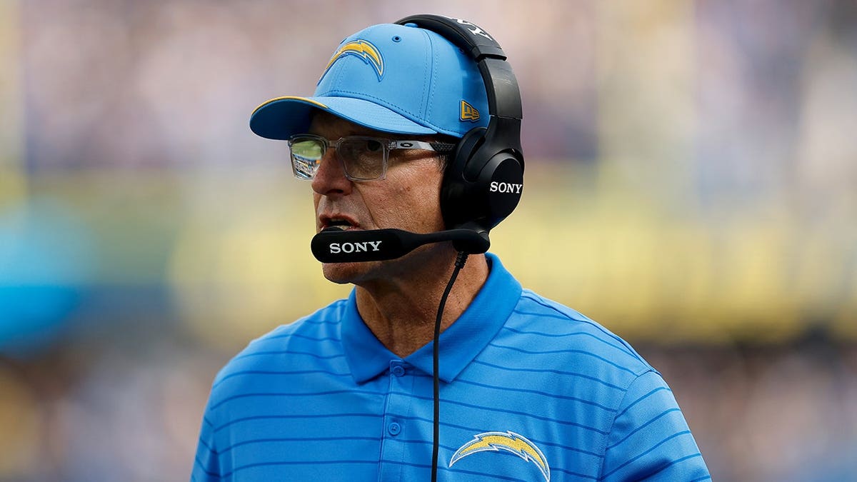 Los Angeles Chargers Struggle in the 2026 NFL Season