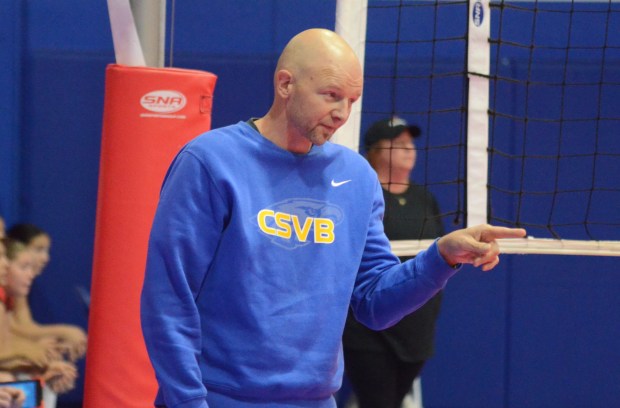 Volleyball Player Leila Taylor Shines in Early Season
