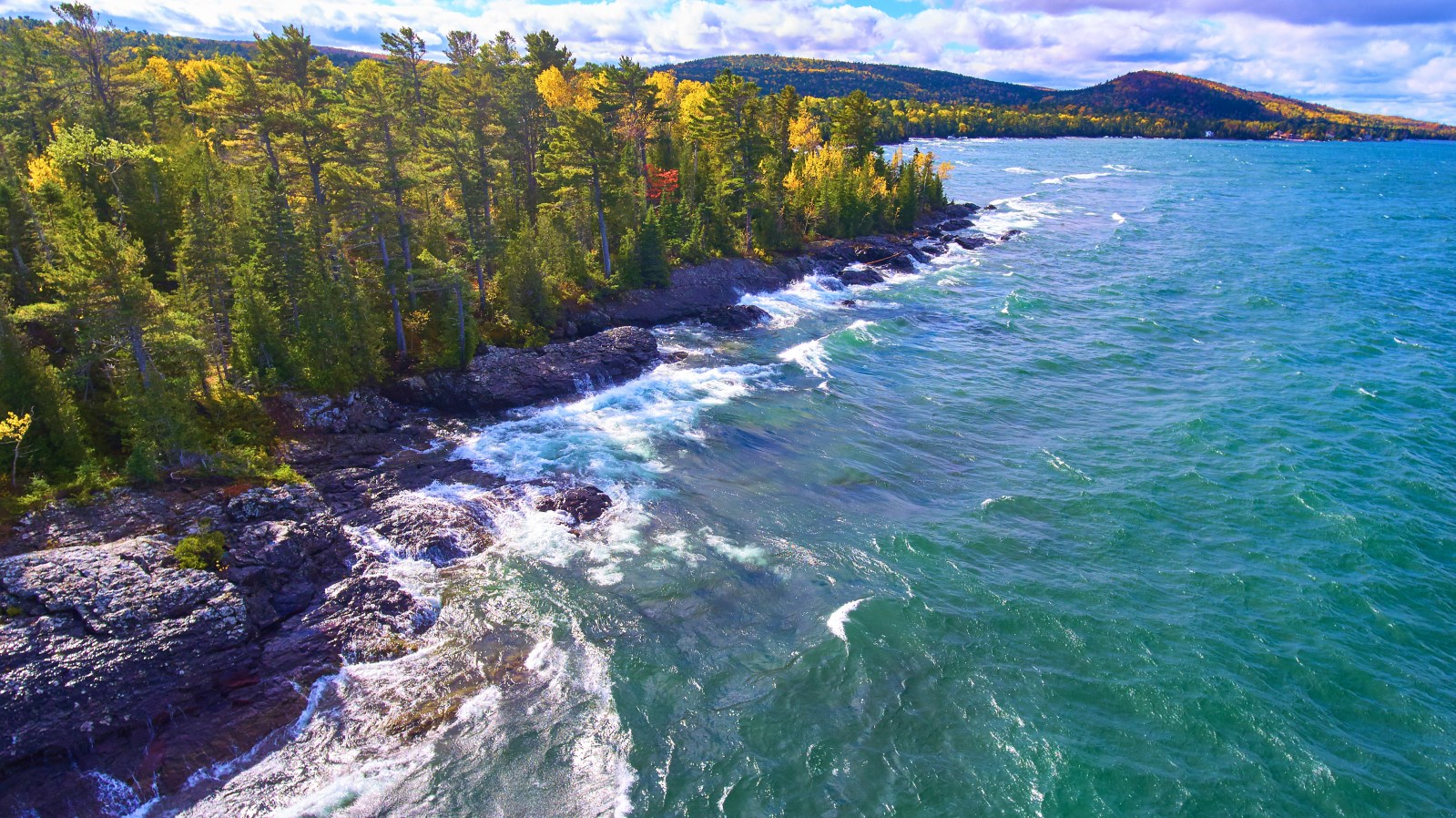 Beach Hazards Issued for Great Lakes Amid Shoulder Season