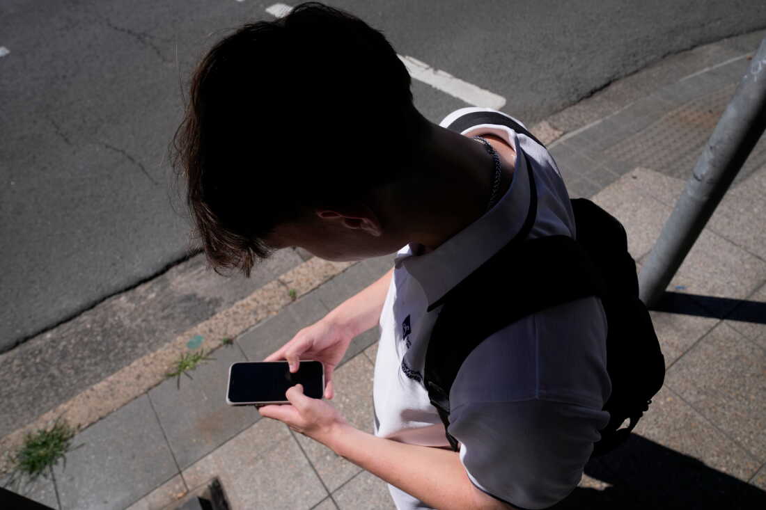 Australia Proposes Laws for Social Media User Control and Child Safety