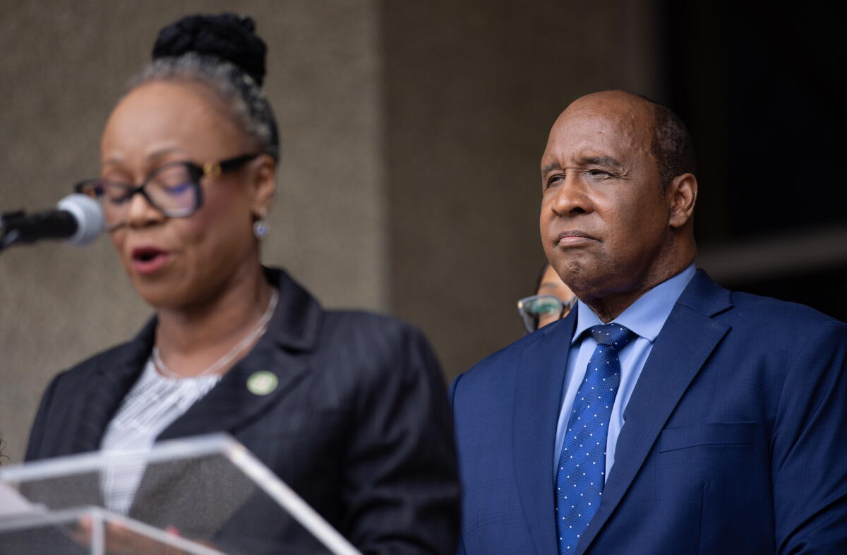 Controversy Surrounds Inglewood Mayor Over Allegations