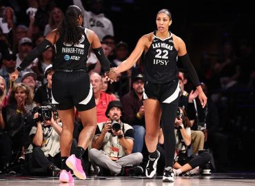 Indiana Fever Struggle in Playoff Opener Against Las Vegas Aces