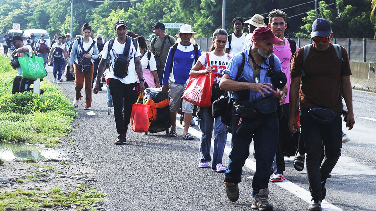 DHS Issues Warning to Migrant Caravan Moving Towards U.S.